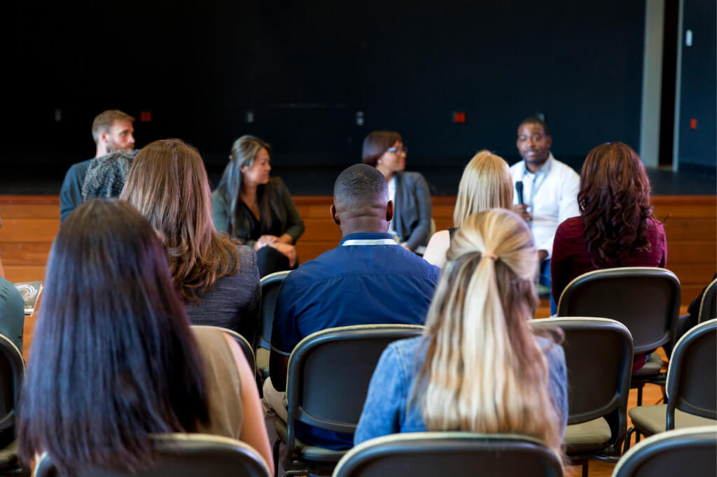 Podiumsdiskussion